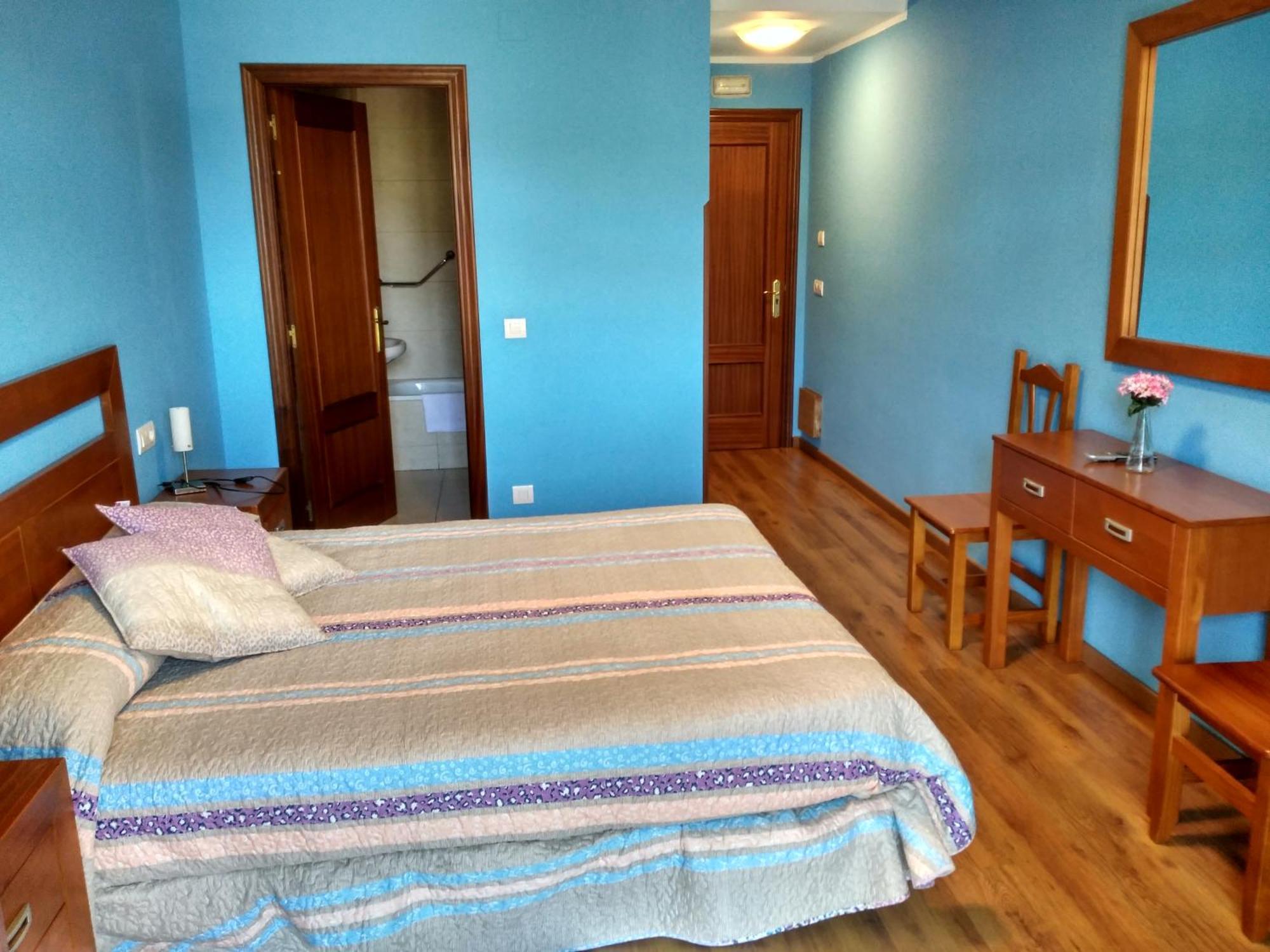 Onís Hotel Aguila Real חדר תמונה