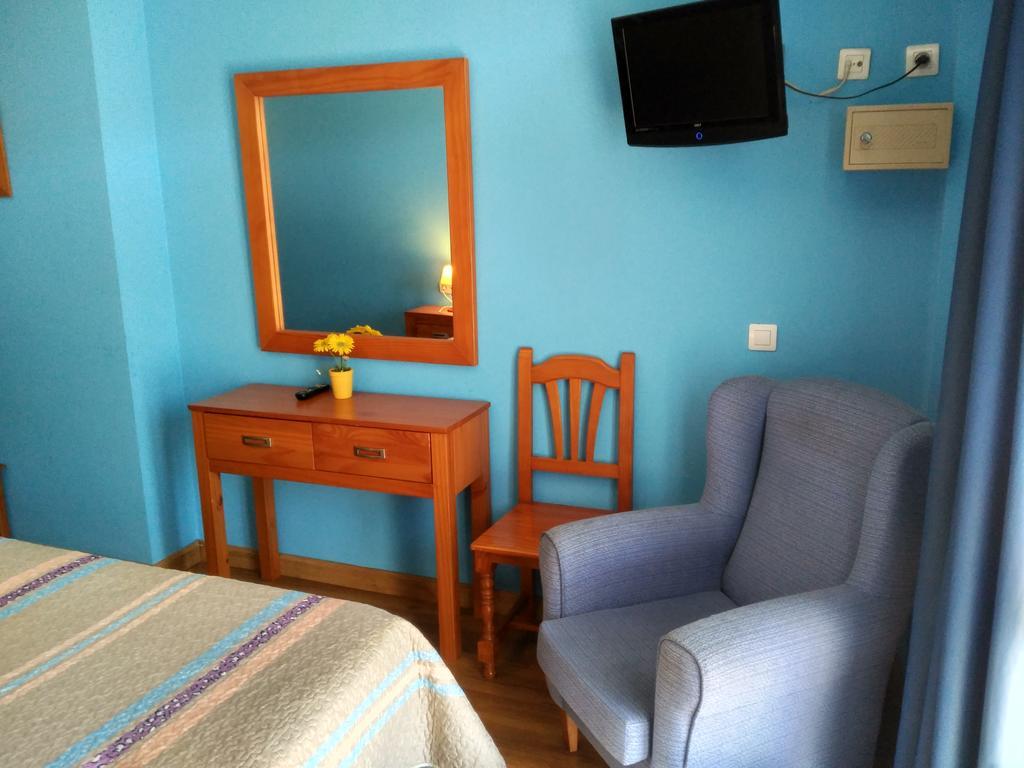 Onís Hotel Aguila Real מראה חיצוני תמונה