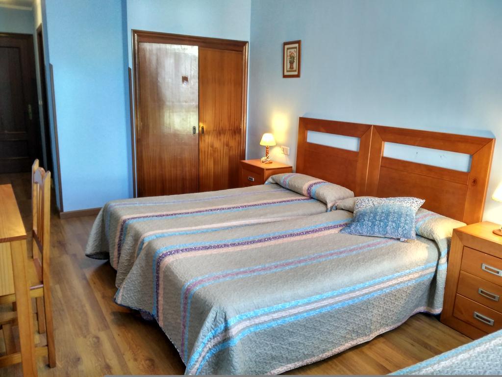 Onís Hotel Aguila Real מראה חיצוני תמונה