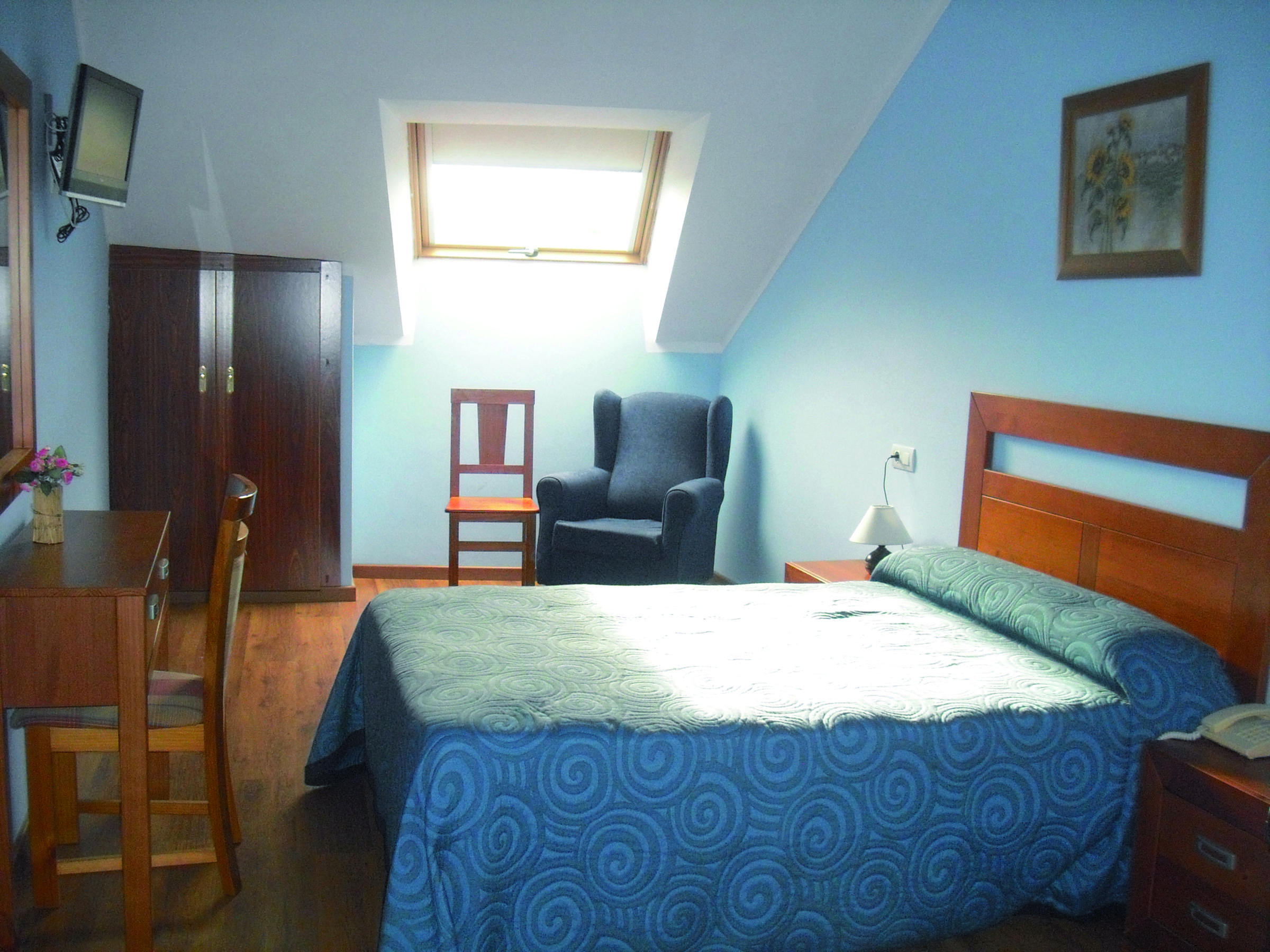 Onís Hotel Aguila Real מראה חיצוני תמונה